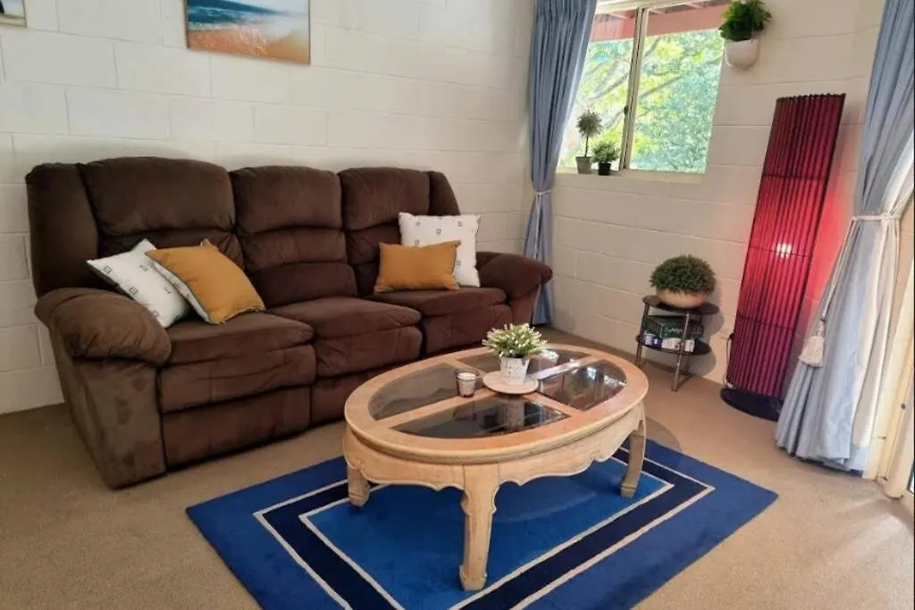 Deluxe Forest Escape - Arcade Games Room, Spa Jacuzzi, Sauna, Bar, Bonfire! Tewantin Apartment